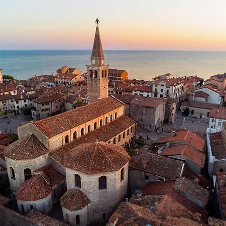 Daire Flat With Big Terrace In